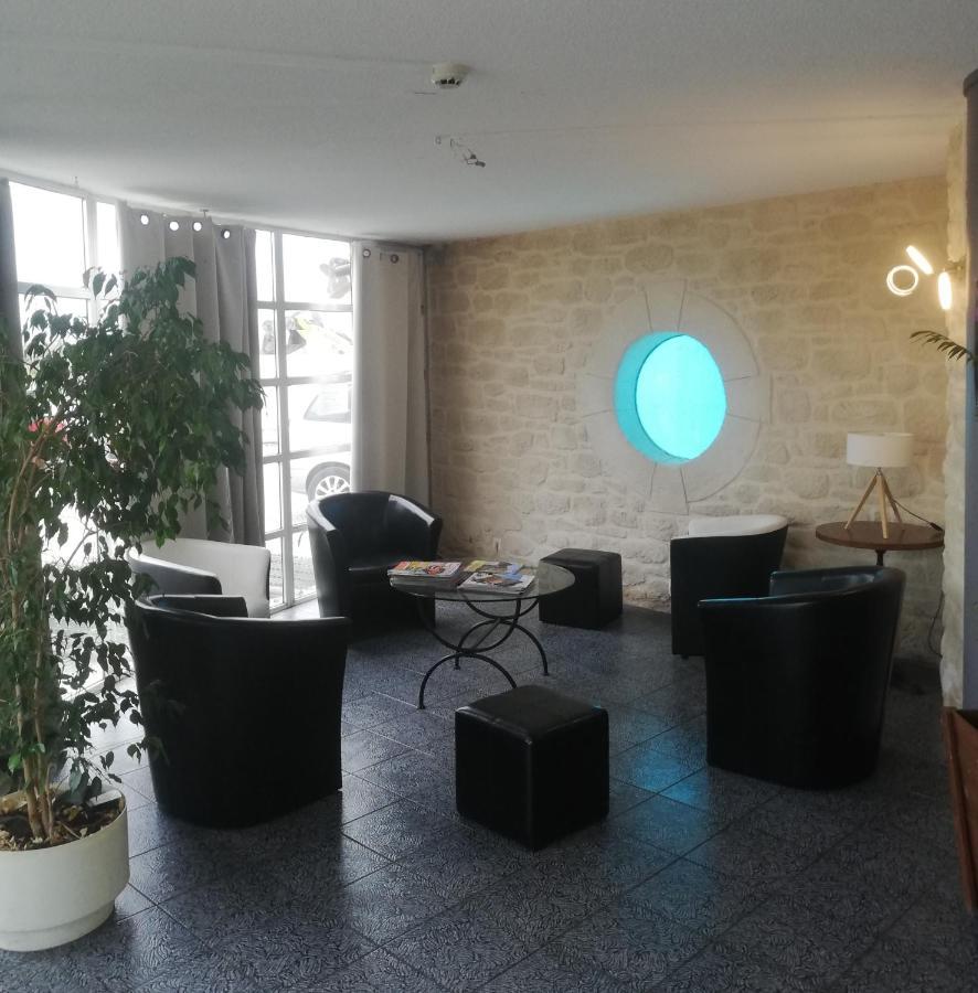 Hotel La Cle Saint-André-de-Sangonis 外观 照片