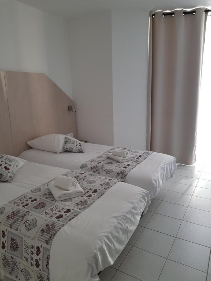 Hotel La Cle Saint-André-de-Sangonis 外观 照片