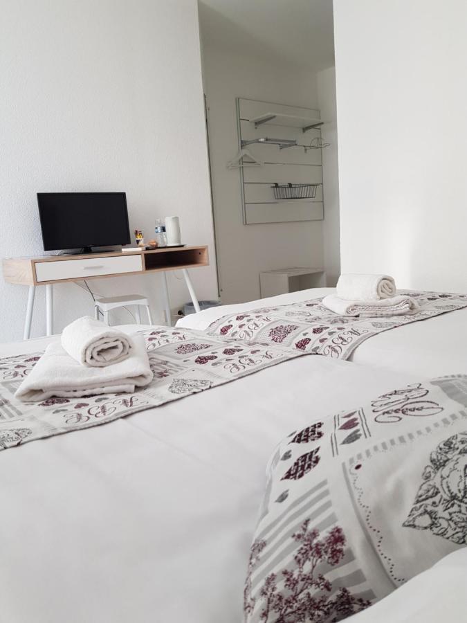 Hotel La Cle Saint-André-de-Sangonis 外观 照片