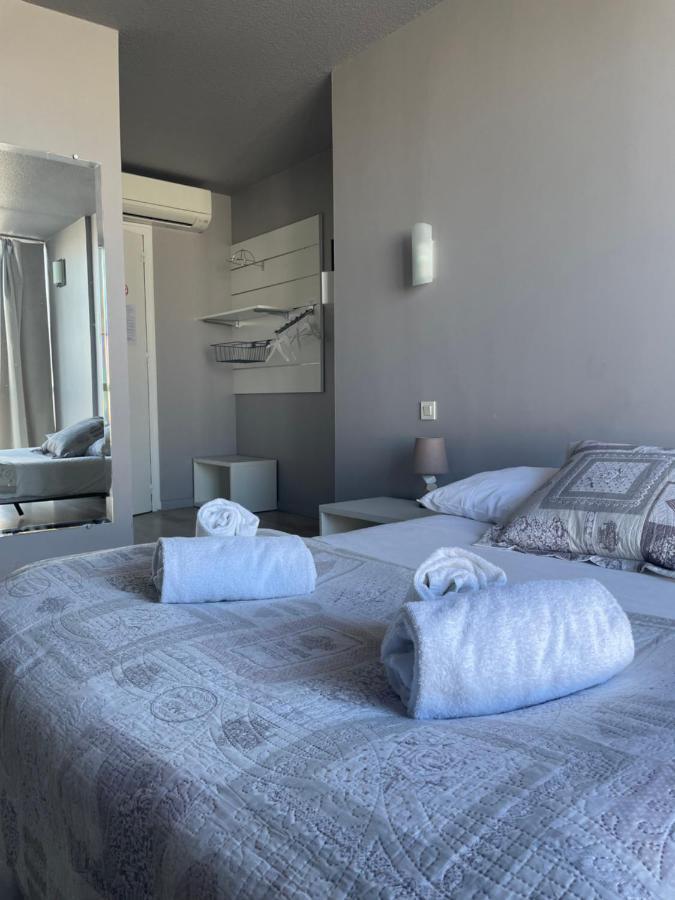 Hotel La Cle Saint-André-de-Sangonis 外观 照片